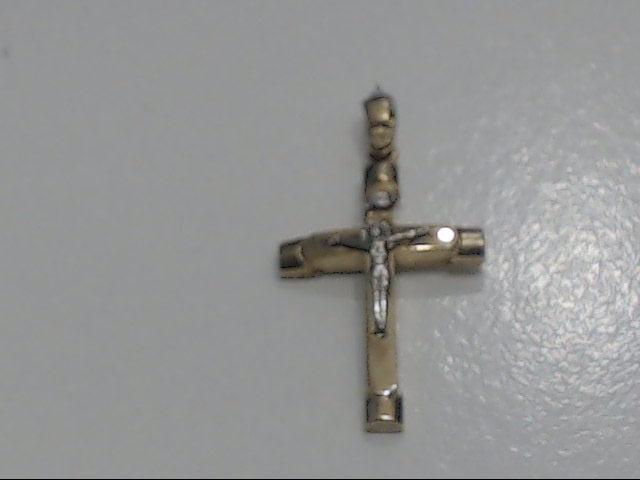 9K YG WG AND YG CROSS